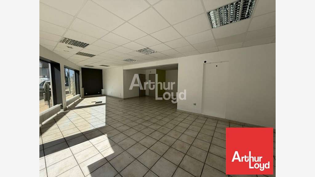Bureaux 82m² à louer à Niort La Brèche