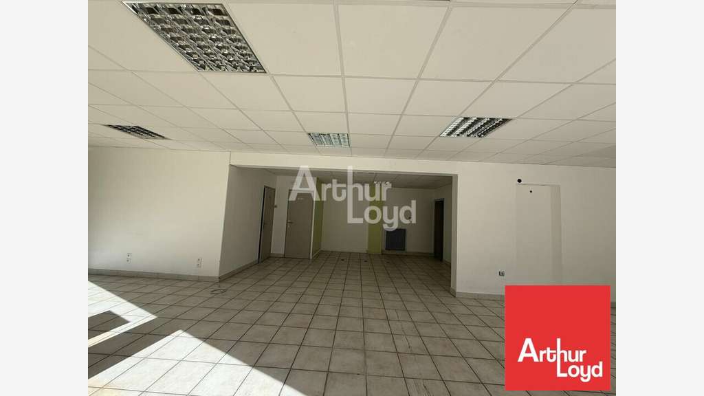 Bureaux 82m² à louer à Niort La Brèche