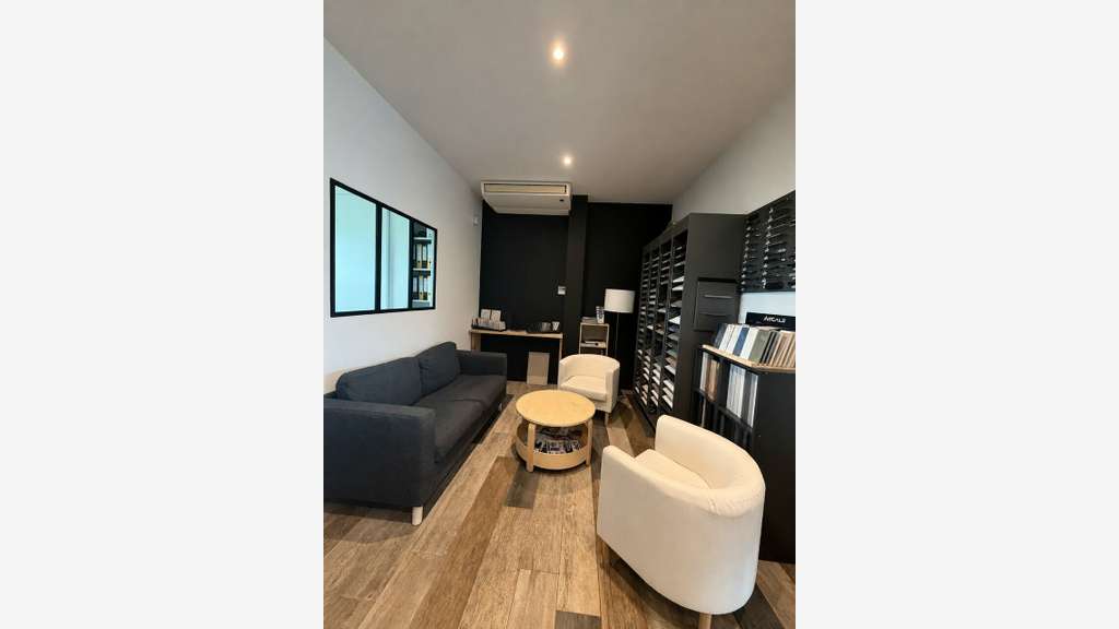 Bureaux à louer à Niort proche A10