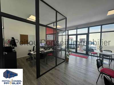 ZONE TERRE DE SPORT 68m2 LOCAL COMMERCIAL