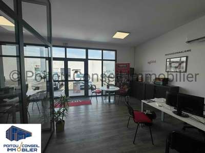 ZONE TERRE DE SPORT 68m2 LOCAL COMMERCIAL