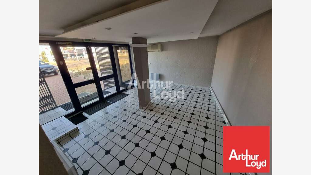 Bureaux de 160m² à louer dans le 79