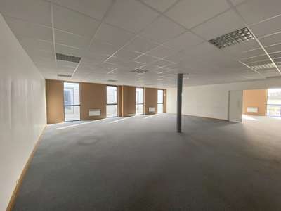 Location Bureaux à Nogent-le-Phaye