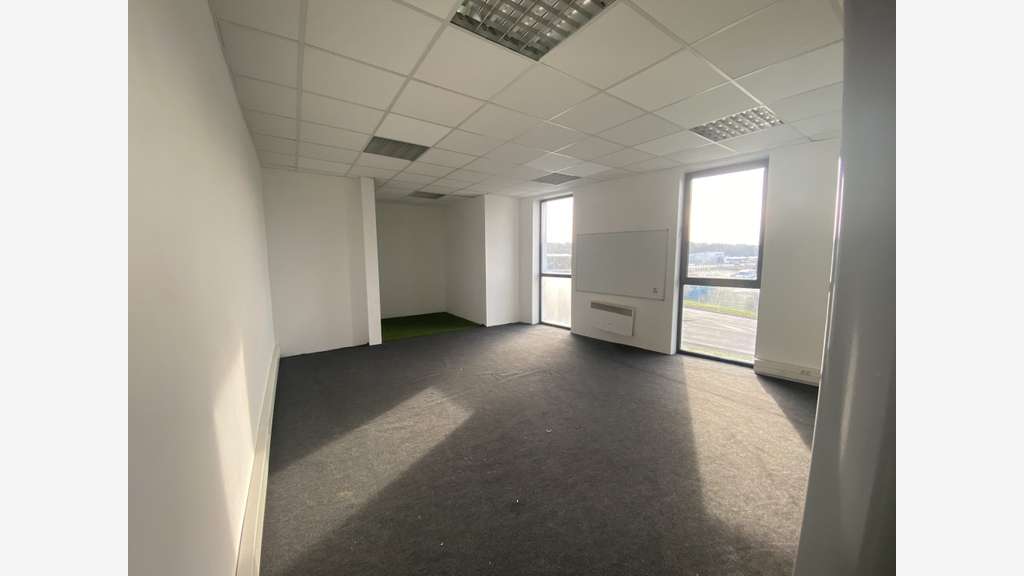 Bureaux de 30 à 47m² à louer à Chartres A11