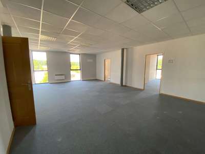 Bureaux 126m² à louer Nogent-le-Phaye