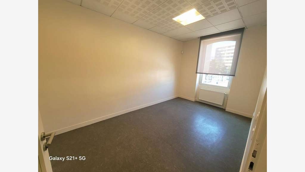 A louer lots de bureaux à Nogent-sur-Oise centre