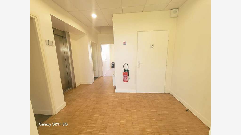 A louer lots de bureaux à Nogent-sur-Oise centre