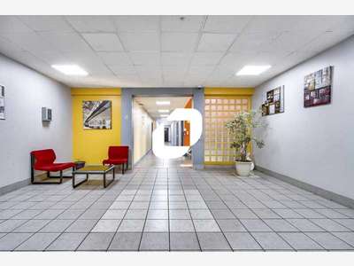 A louer Bureaux 157m² Noisiel