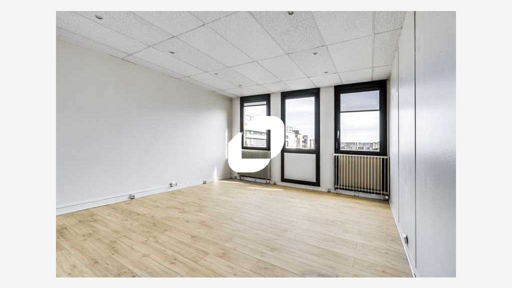A louer Bureaux 157m² Noisiel