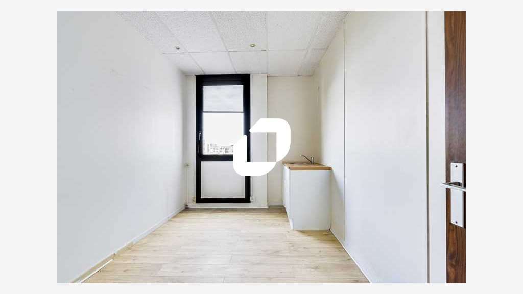 A louer Bureaux 157m² Noisiel