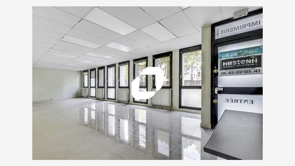 A louer Bureaux 157m² Noisiel