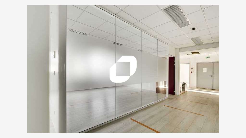 A louer Bureaux 257m² Noisiel