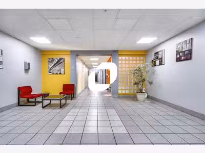 A louer Bureaux 157m² Noisiel