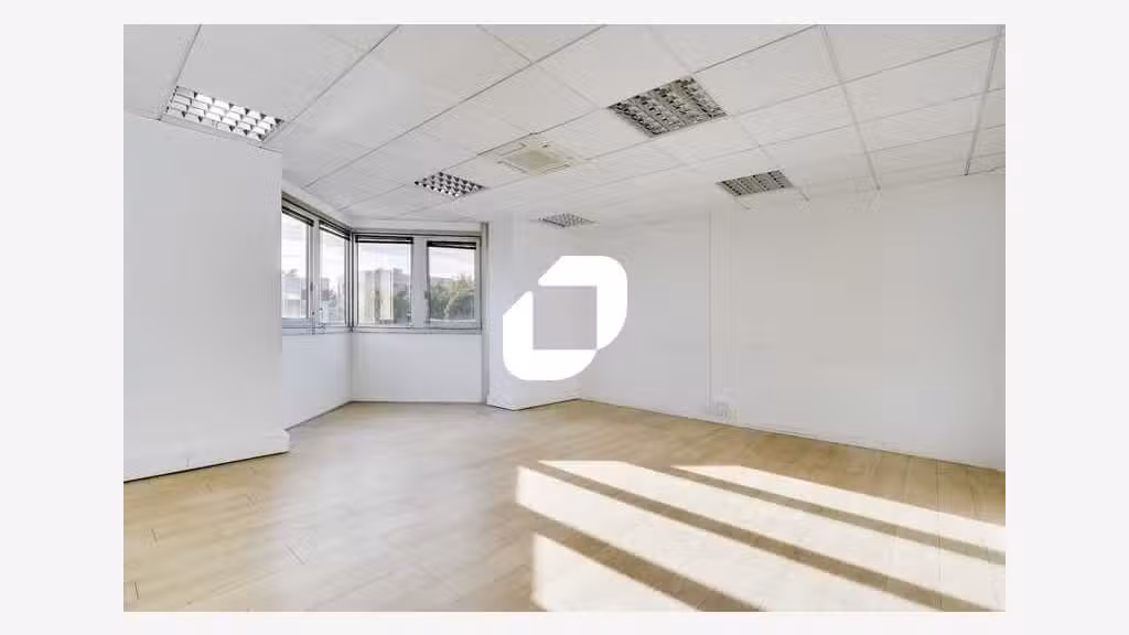 A louer Bureaux 258m² Noisiel