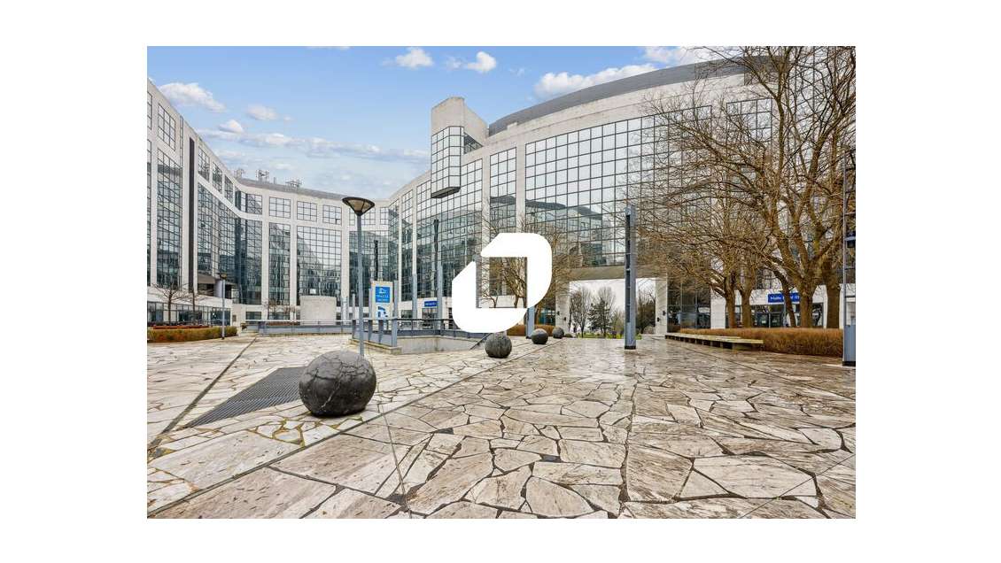 A louer Bureaux 1320m² Noisy le grand