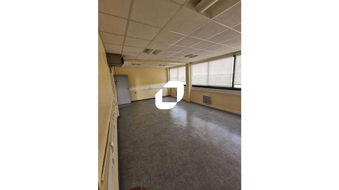 A louer Bureaux 36m² Noisy le grand