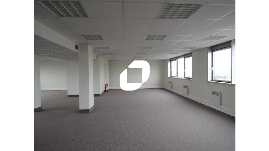 A louer Bureaux 250m² Noisy le grand