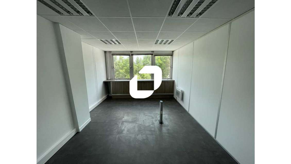 A louer Bureaux 200m² Noisy le grand