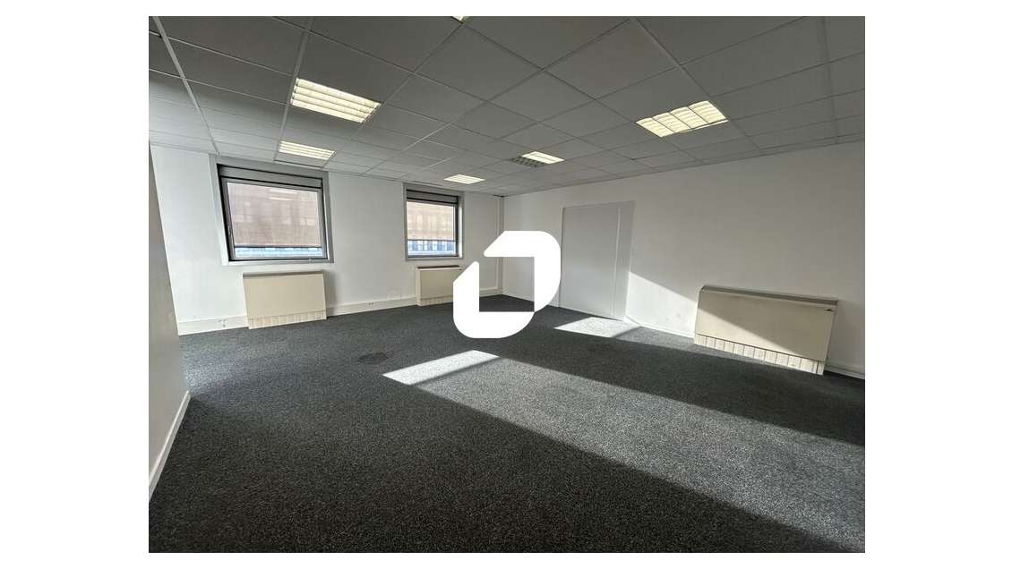A louer Bureaux 97m² Noisy le grand