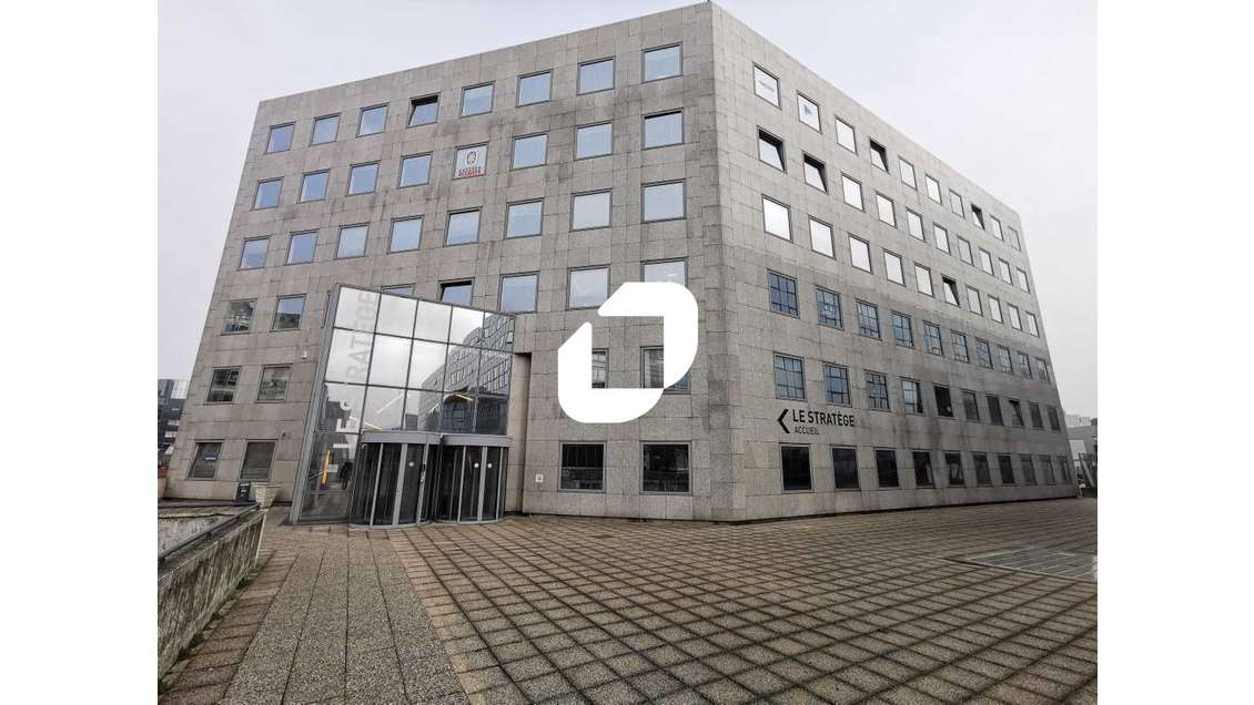 A louer Bureaux 1609m² Noisy le grand