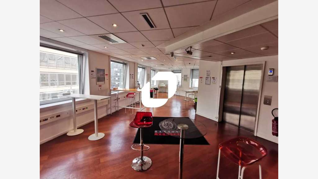 A louer Bureaux 804m² Noisy le grand