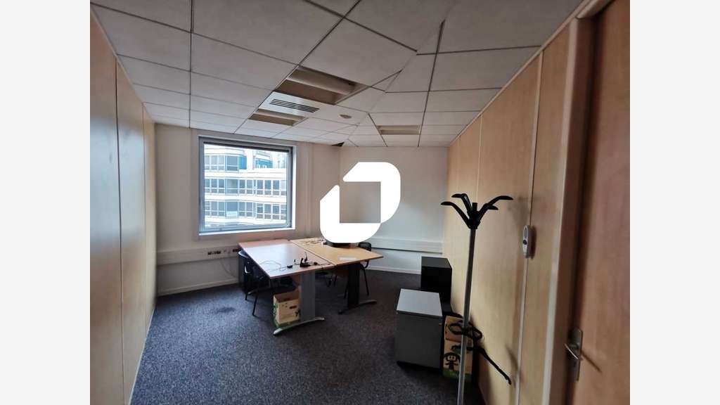 A louer Bureaux 804m² Noisy le grand