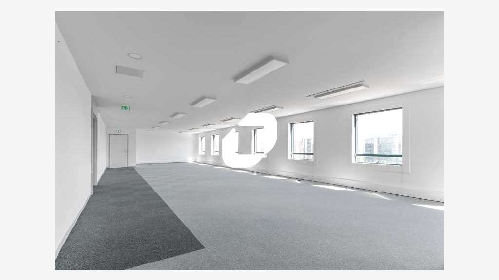 A louer Bureaux 750m² Noisy le grand