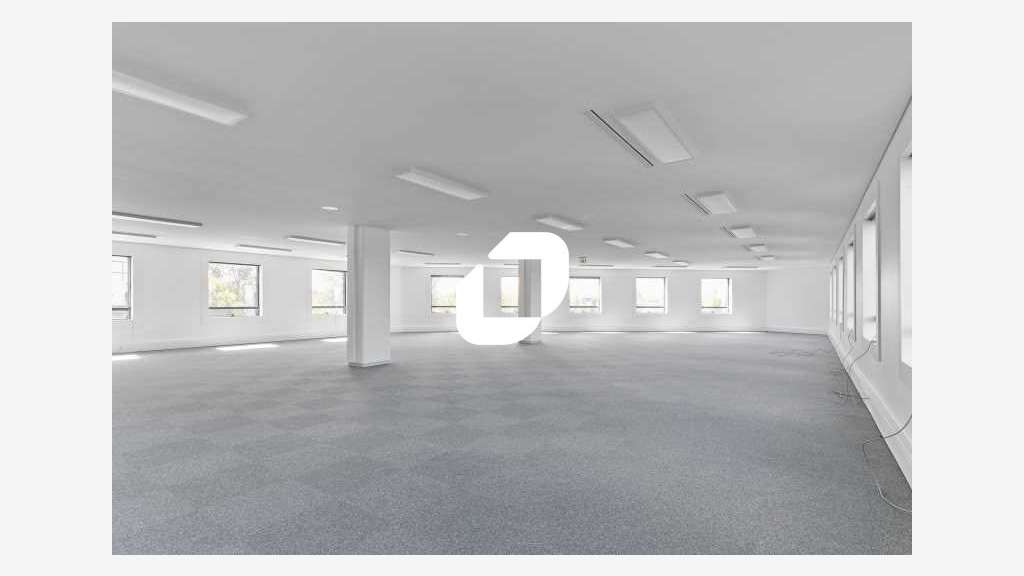 A louer Bureaux 750m² Noisy le grand