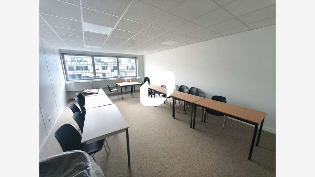 A louer Bureaux 185m² Noisy le grand