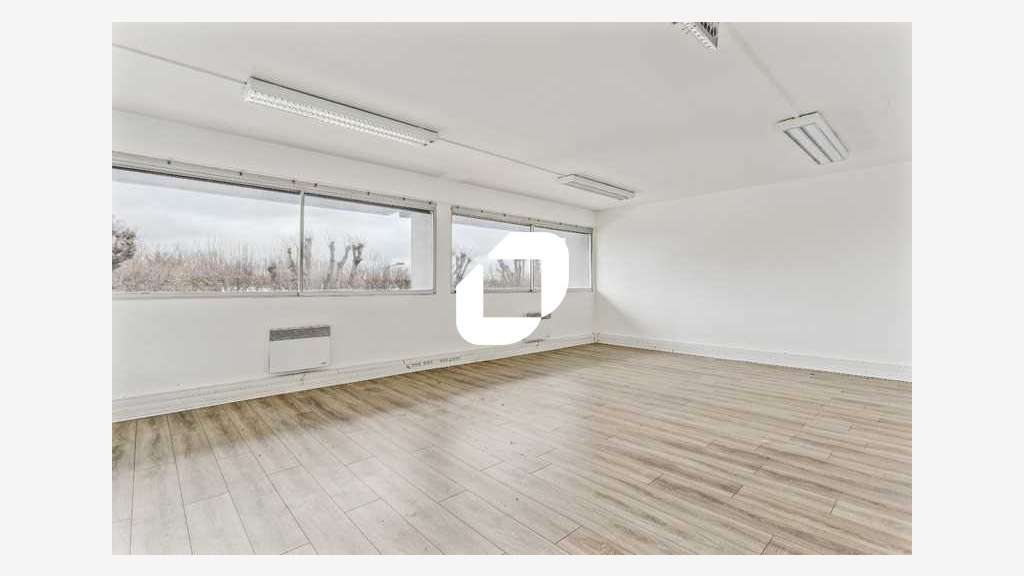 A louer Bureaux 130m² Noisy le grand