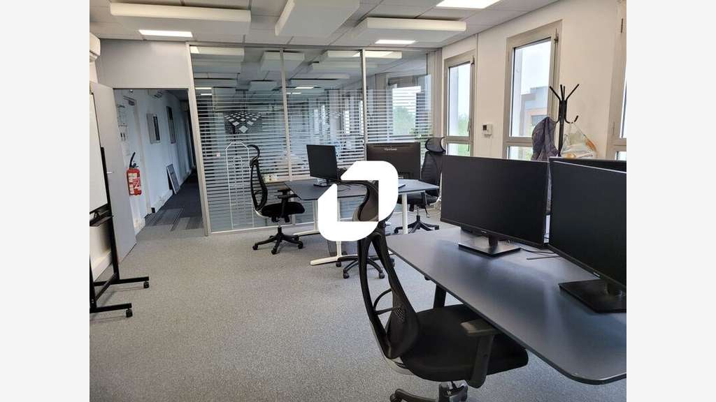 A louer Bureaux 176m² Noisy le grand