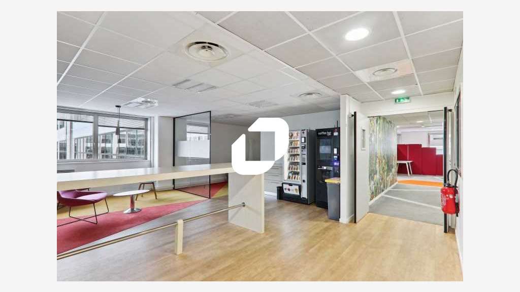 A louer Bureaux 2622m² Noisy le grand