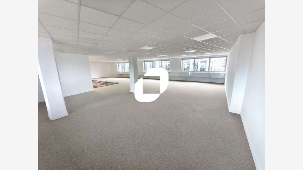 A louer Bureaux 137m² Noisy le grand