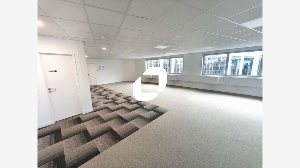 A louer Bureaux 137m² Noisy le grand