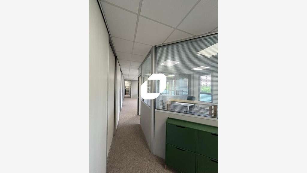 A louer Bureaux 103m² Noisy le grand