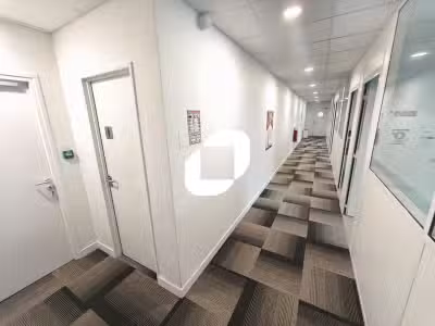 A louer bureaux de 185m² à Noisy le Grand