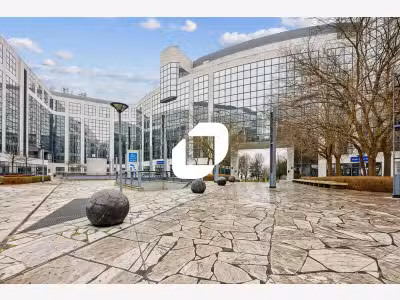 A louer Bureaux 1320m² Noisy le grand