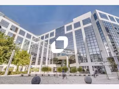 A louer Bureaux 1316m² Noisy le grand