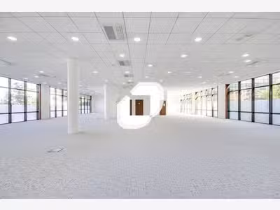 A louer Bureaux 120m² Noisy le grand