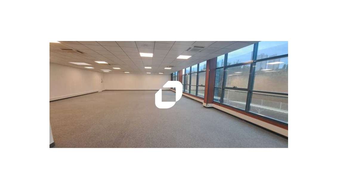 A louer Bureaux 210m² Noisy le sec