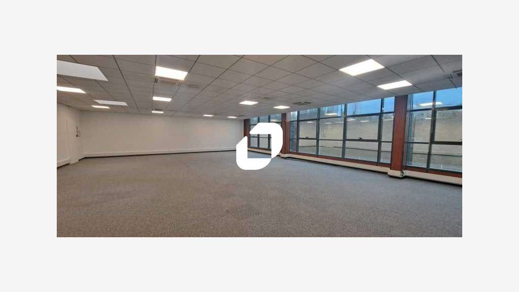 A louer Bureaux 210m² Noisy le sec
