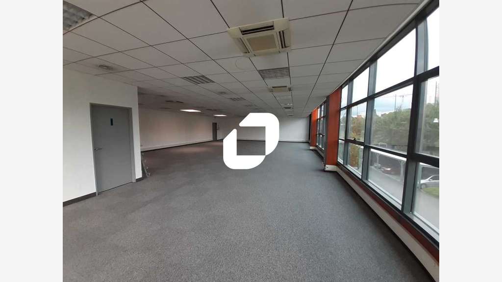 A louer Bureaux 210m² Noisy le sec