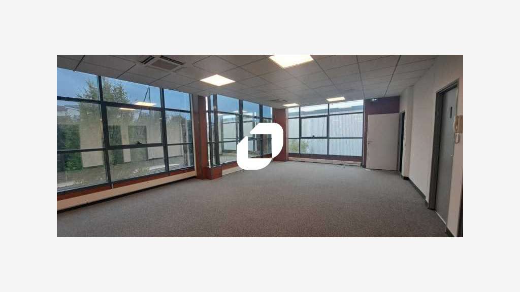 A louer Bureaux 210m² Noisy le sec