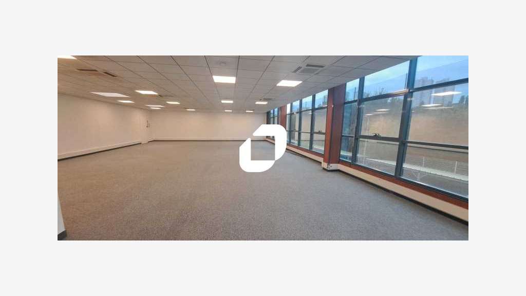 A louer Bureaux 210m² Noisy le sec