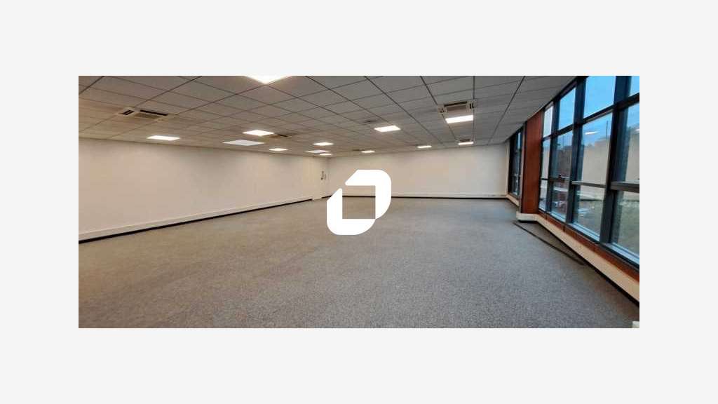 A louer Bureaux 210m² Noisy le sec