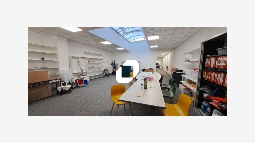 A louer Bureaux 297m² Noisy le sec