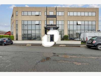 A louer Bureaux 710m² Noisy le sec