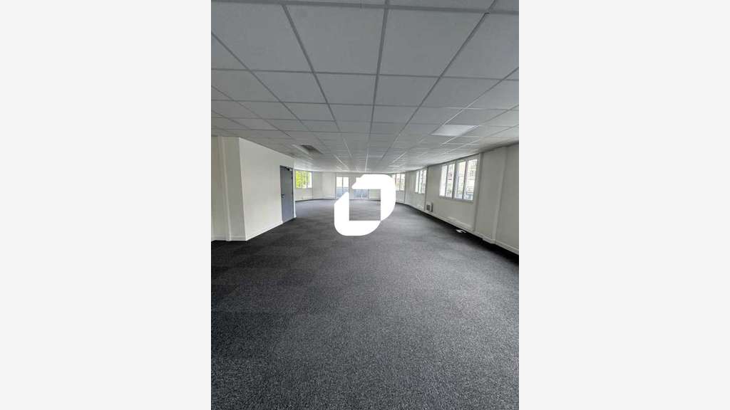 A louer Bureaux 289m² Noisy le sec
