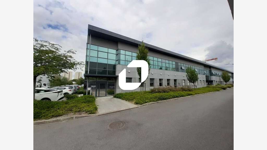A louer Bureaux 210m² Noisy le sec