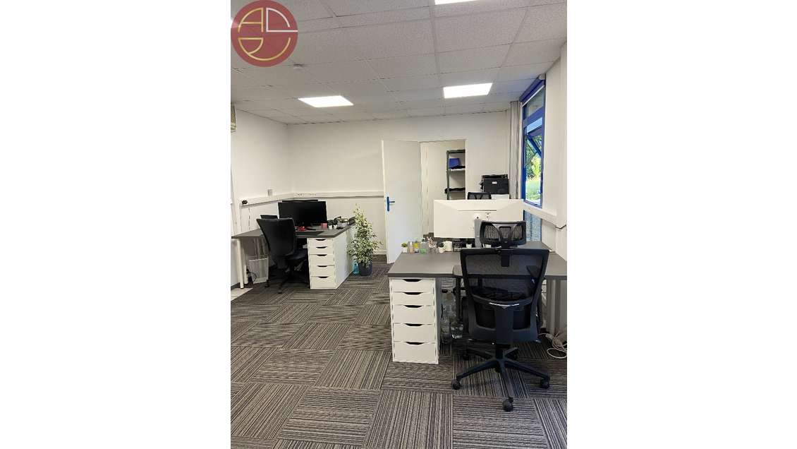 A louer bureaux 82m² RDC à Saint-Jean
